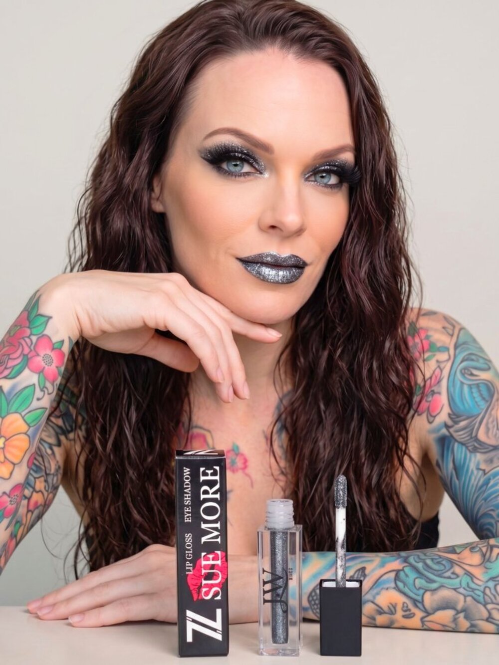 Sue More ✦ Lip Gloss & Eye Shadow ✦ Sparkle Black Dual‑Use Long‑Wear Formula NWT